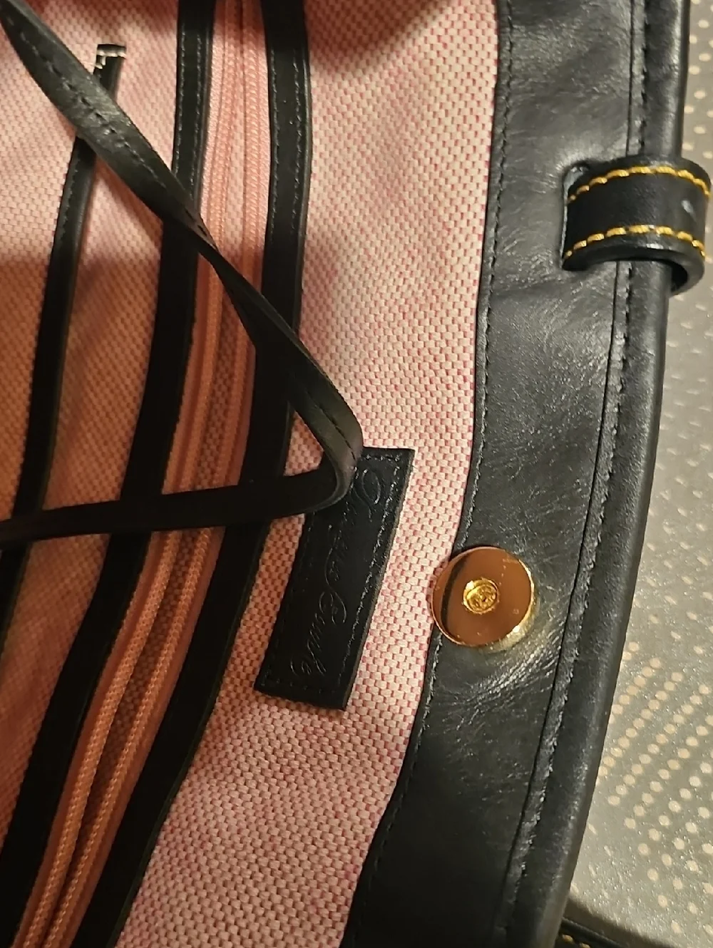 Dooney & Bourke Black Croc-Embossed Tote bag..very good condition - Picture 11 of 15